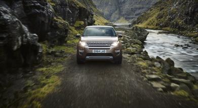 stories Land Rover, Faroe Islands photography